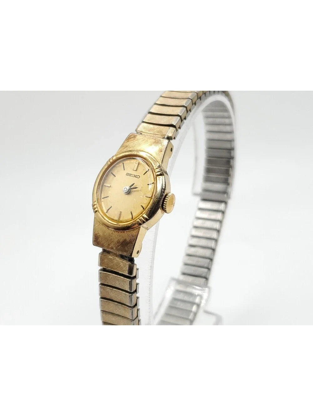 Vintage Seiko 1100-5549 Mechanical Watch Women Gold Tone Expandable Band 16mm